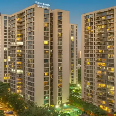 Rustomjee Seasons